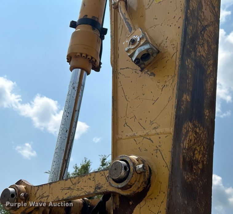 image for item DO6629 2014 Caterpillar 320E L excavator