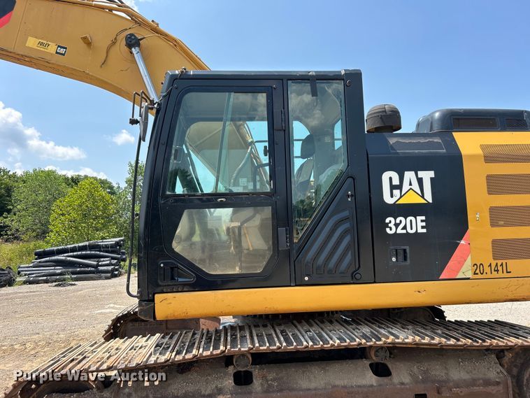 image for item DO6629 2014 Caterpillar 320E L excavator