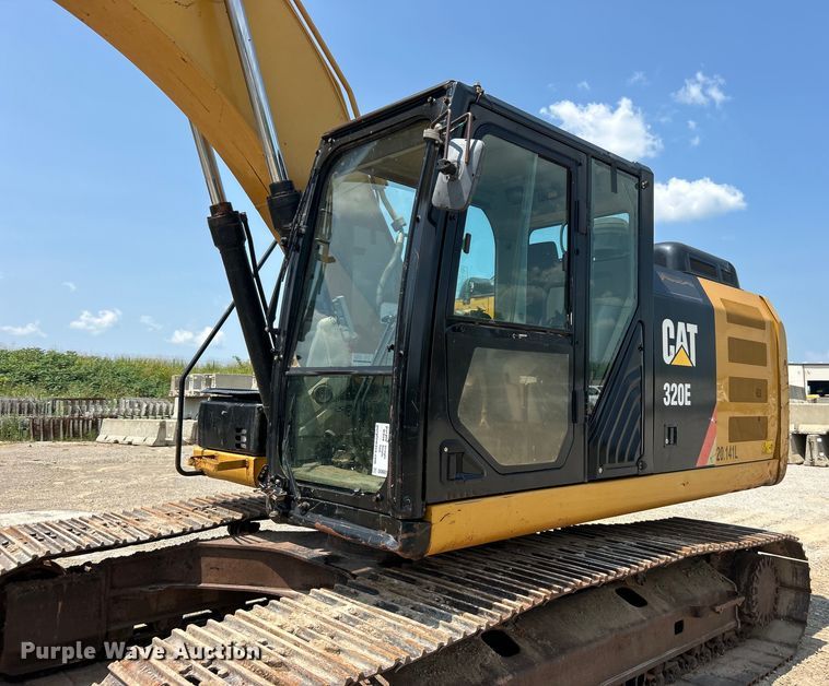 image for item DO6629 2014 Caterpillar 320E L excavator