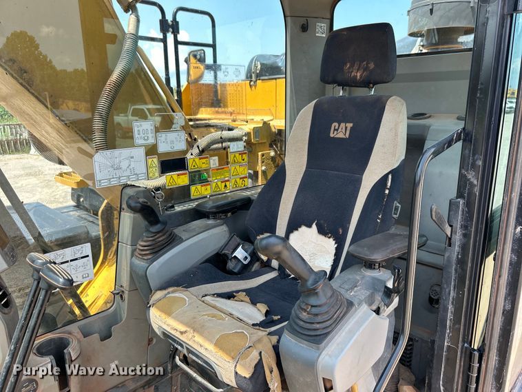 image for item DO6629 2014 Caterpillar 320E L excavator