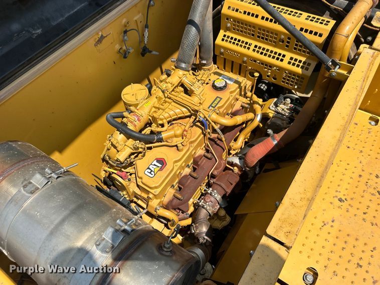 image for item DO6629 2014 Caterpillar 320E L excavator