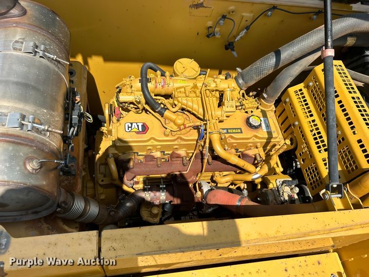 image for item DO6629 2014 Caterpillar 320E L excavator