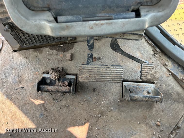 image for item DO6630 2012 Caterpillar  D6T XW dozer