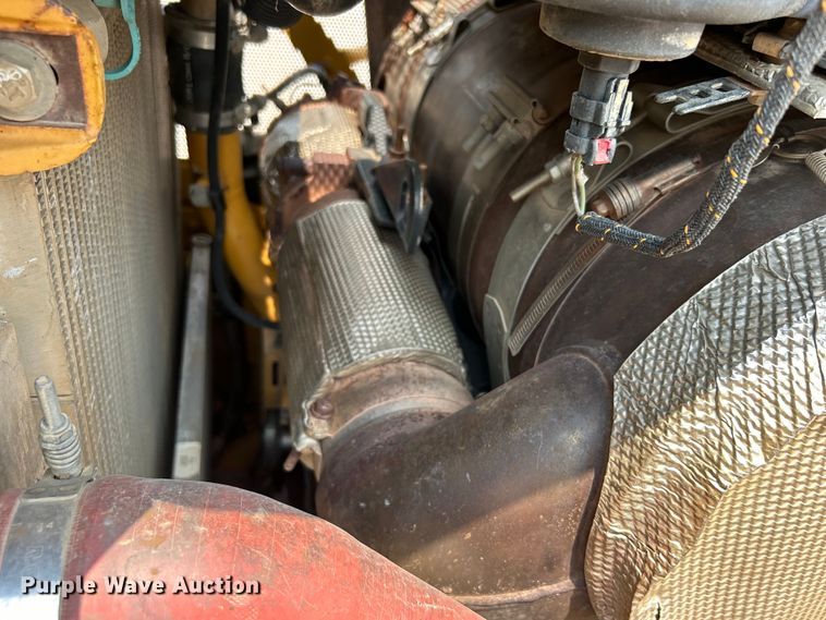 image for item DO6630 2012 Caterpillar  D6T XW dozer