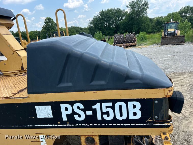 image for item DO6632 2000 Caterpillar PS-150B pneumatic roller
