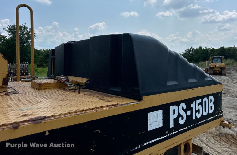 image for item DO6632 2000 Caterpillar PS-150B pneumatic roller