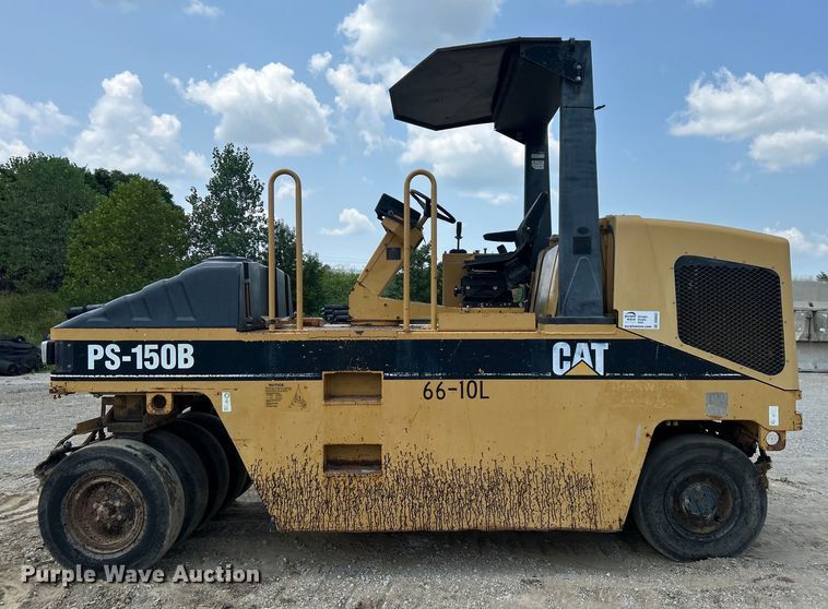 image for item DO6632 2000 Caterpillar PS-150B pneumatic roller
