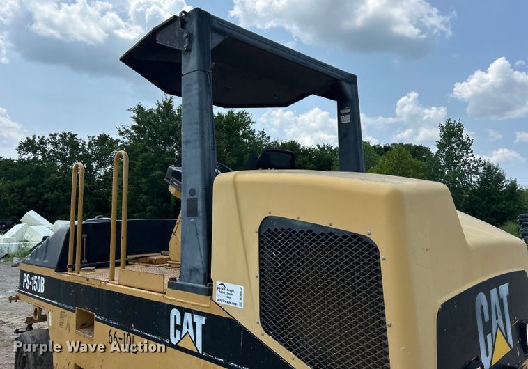 image for item DO6632 2000 Caterpillar PS-150B pneumatic roller