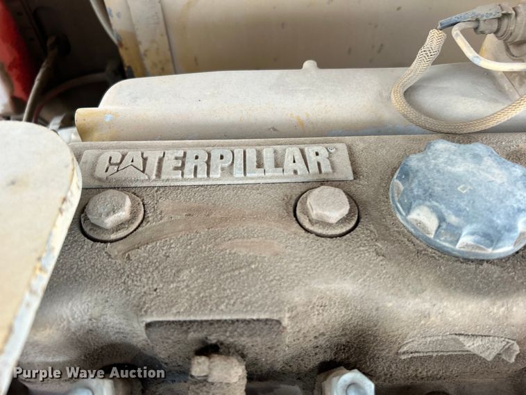 image for item DO6632 2000 Caterpillar PS-150B pneumatic roller