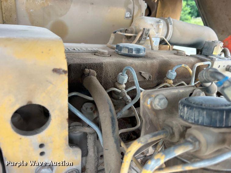 image for item DO6632 2000 Caterpillar PS-150B pneumatic roller