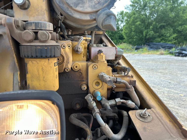 image for item DO6632 2000 Caterpillar PS-150B pneumatic roller