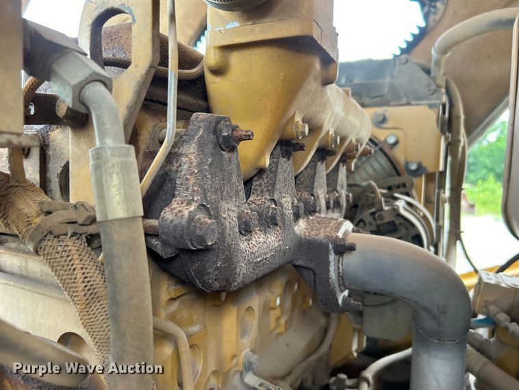 image for item DO6632 2000 Caterpillar PS-150B pneumatic roller