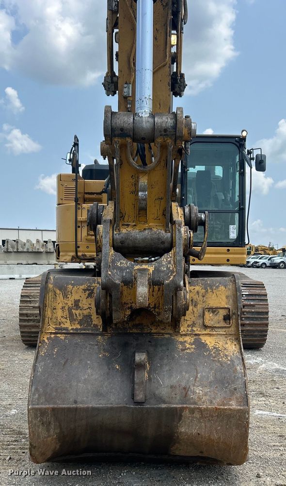 image for item DO6633 2018 Caterpillar 335F L CR excavator