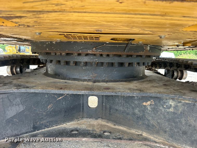 image for item DO6633 2018 Caterpillar 335F L CR excavator