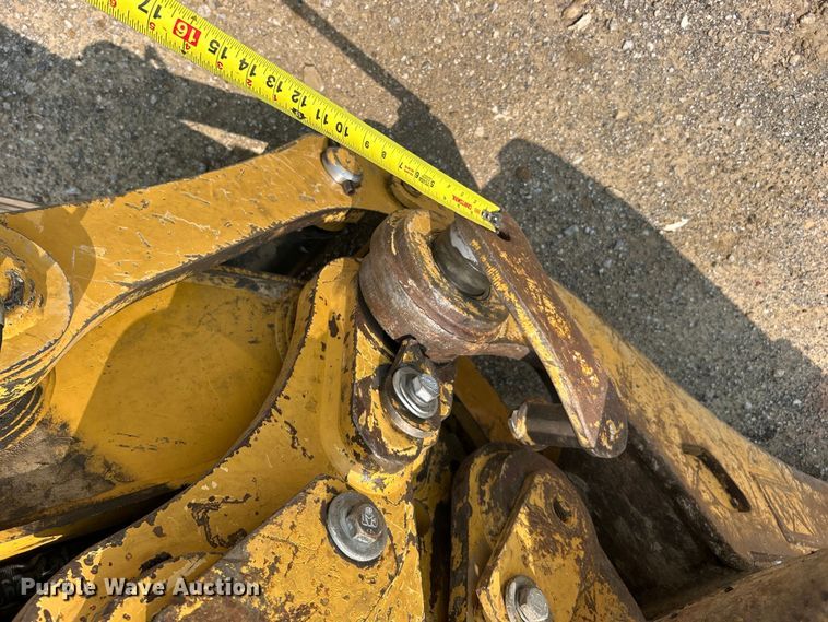 image for item DO6633 2018 Caterpillar 335F L CR excavator