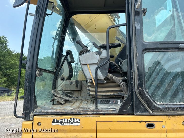 image for item DO6633 2018 Caterpillar 335F L CR excavator