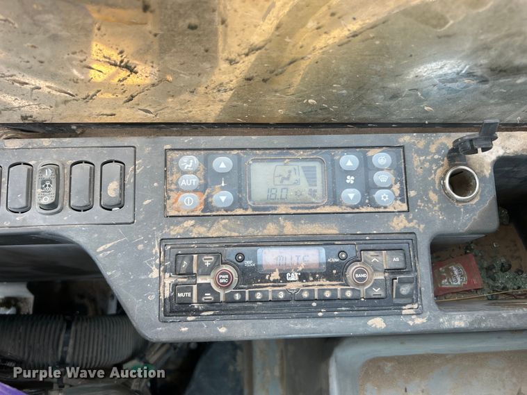 image for item DO6633 2018 Caterpillar 335F L CR excavator