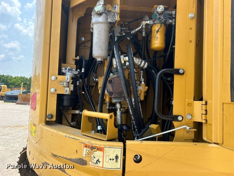 image for item DO6633 2018 Caterpillar 335F L CR excavator