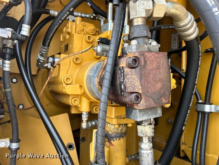 image for item DO6633 2018 Caterpillar 335F L CR excavator