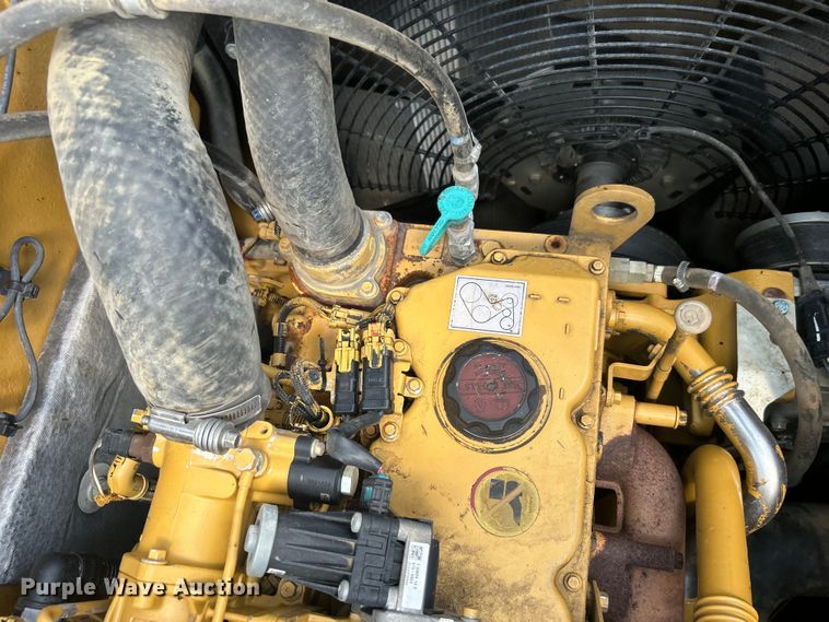 image for item DO6633 2018 Caterpillar 335F L CR excavator