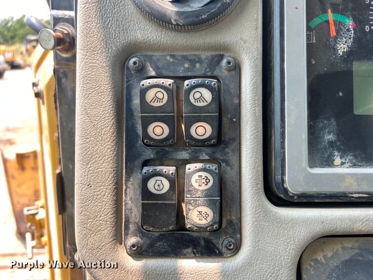 image for item DO6634 2014 Caterpillar D6T XW dozer