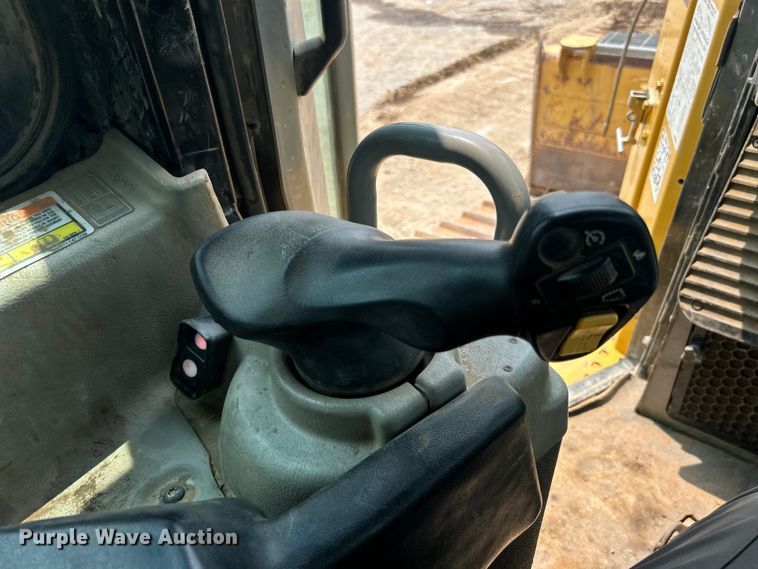 image for item DO6634 2014 Caterpillar D6T XW dozer