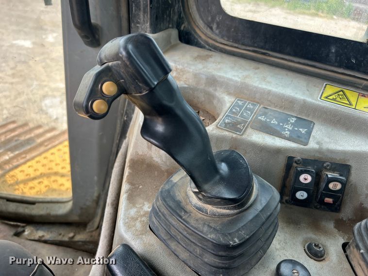 image for item DO6634 2014 Caterpillar D6T XW dozer