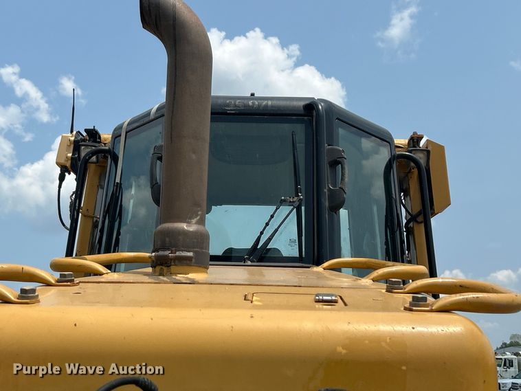 image for item DO6635 2012 Caterpillar D6N XL dozer