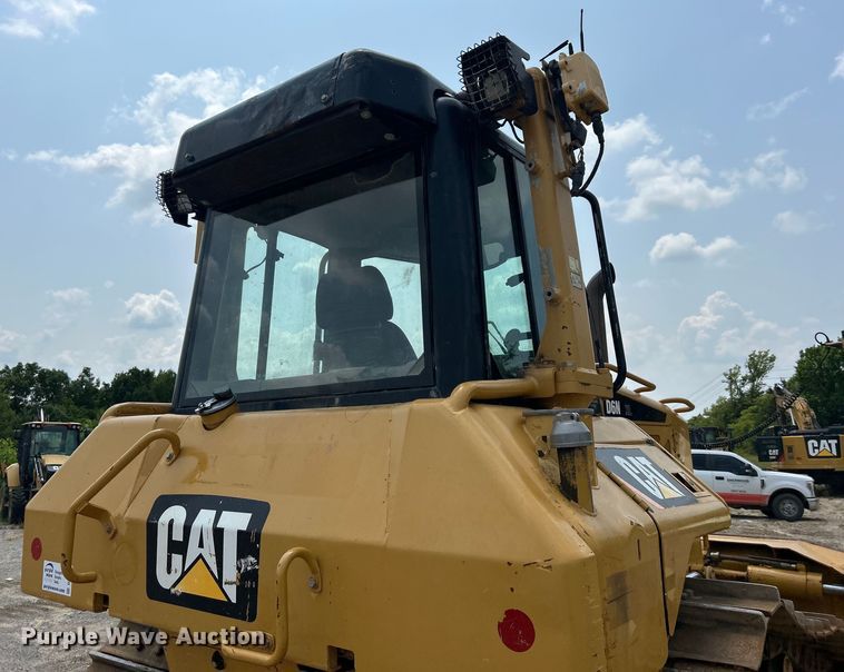 image for item DO6635 2012 Caterpillar D6N XL dozer