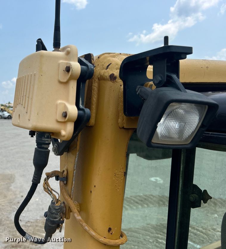 image for item DO6635 2012 Caterpillar D6N XL dozer