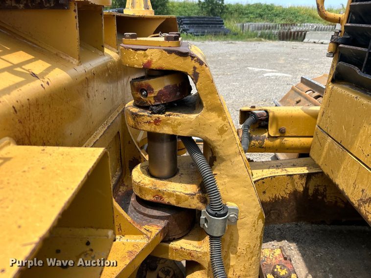 image for item DO6635 2012 Caterpillar D6N XL dozer