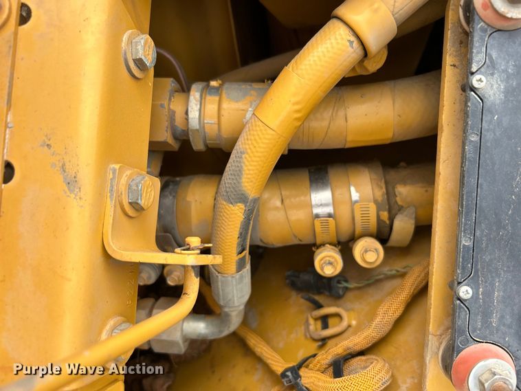 image for item DO6635 2012 Caterpillar D6N XL dozer