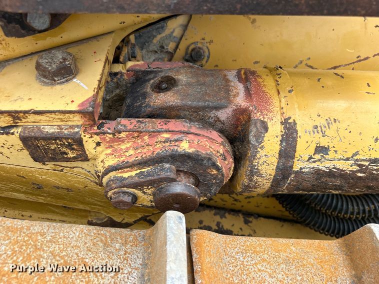 image for item DO6635 2012 Caterpillar D6N XL dozer