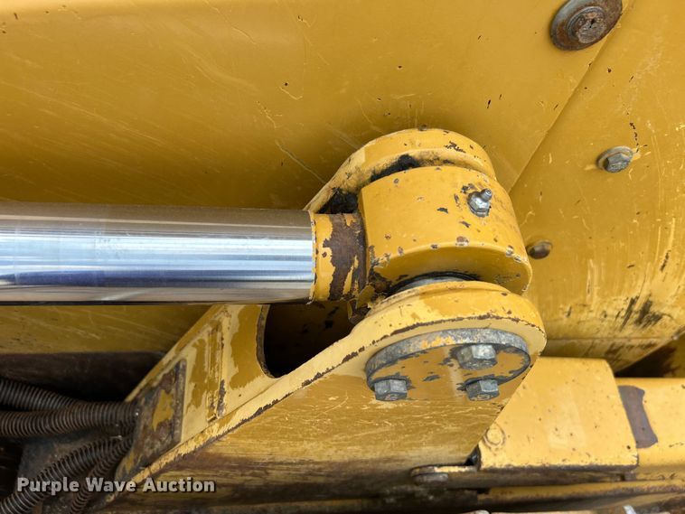 image for item DO6635 2012 Caterpillar D6N XL dozer