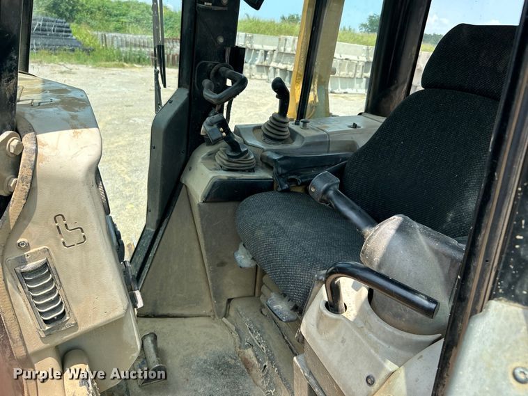 image for item DO6635 2012 Caterpillar D6N XL dozer