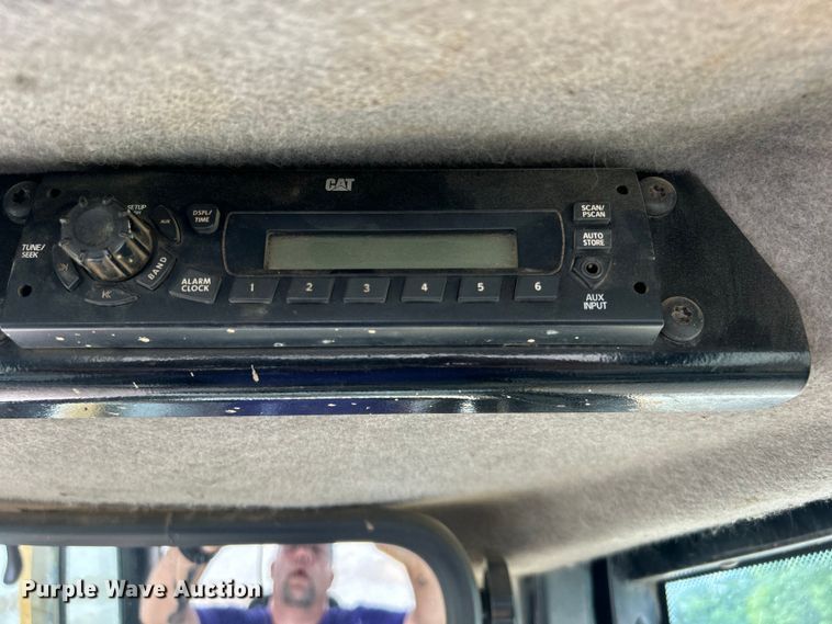 image for item DO6635 2012 Caterpillar D6N XL dozer