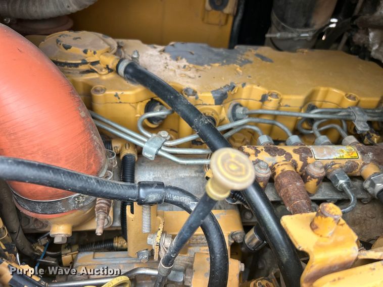 image for item DO6635 2012 Caterpillar D6N XL dozer