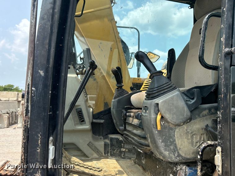 image for item DO6636 2011 Caterpillar  314D LCR excavator