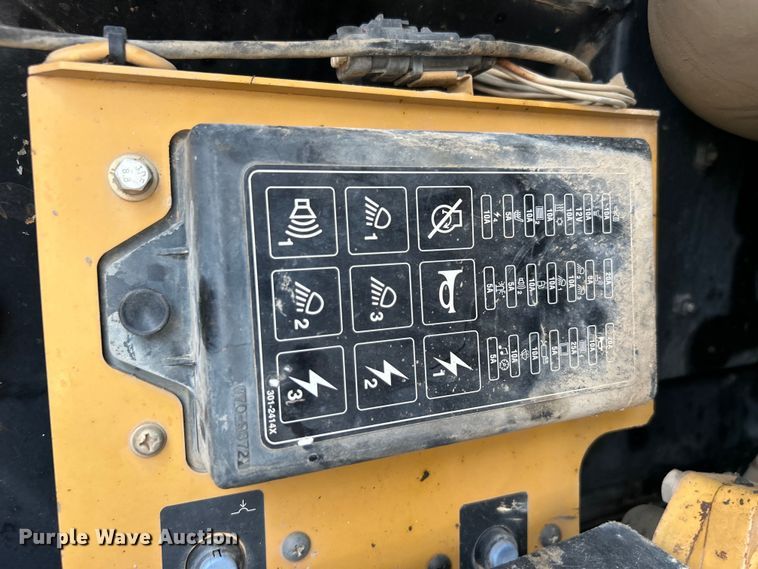 image for item DO6636 2011 Caterpillar  314D LCR excavator