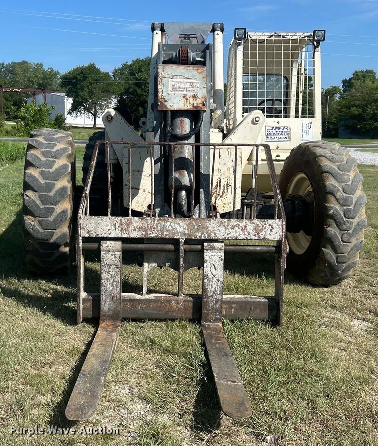 image for item DO6641 2001 Terex SS-842C telehandler