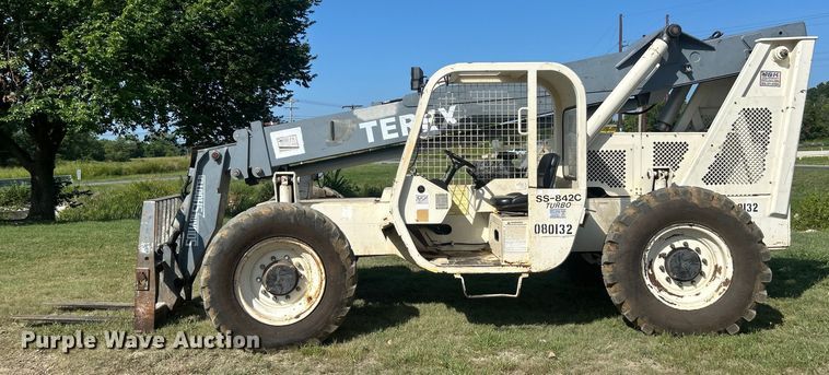 image for item DO6641 2001 Terex SS-842C telehandler