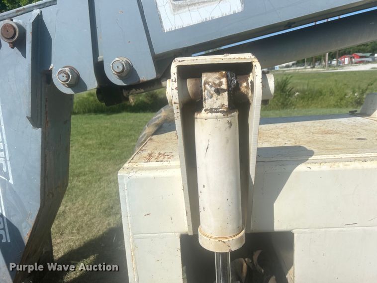 image for item DO6641 2001 Terex SS-842C telehandler