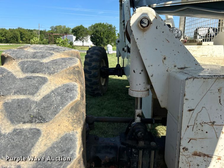 image for item DO6641 2001 Terex SS-842C telehandler