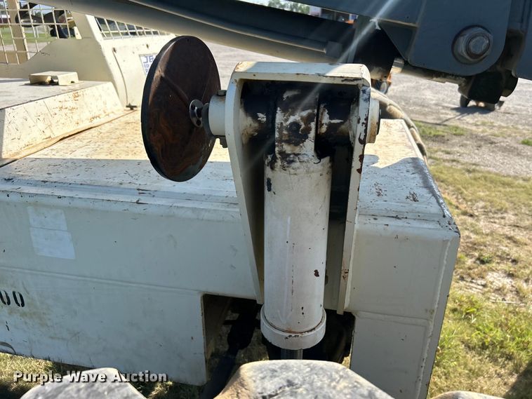 image for item DO6641 2001 Terex SS-842C telehandler