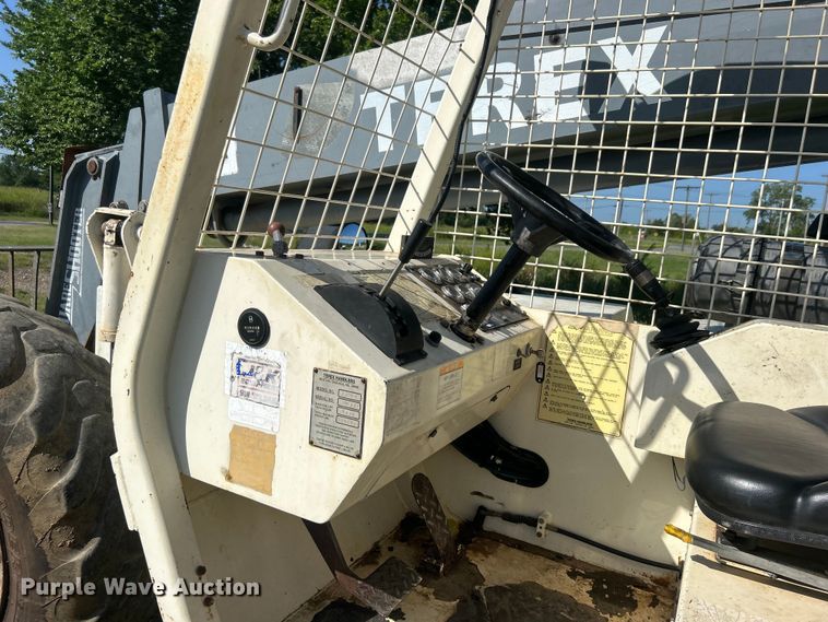image for item DO6641 2001 Terex SS-842C telehandler