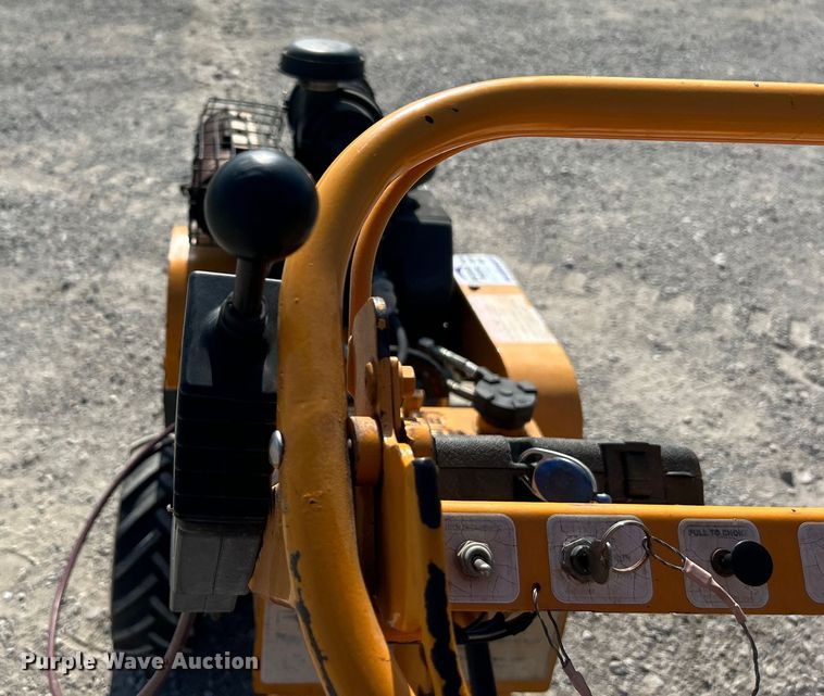 image for item DO6642 Bandut HB20SP stump grinder