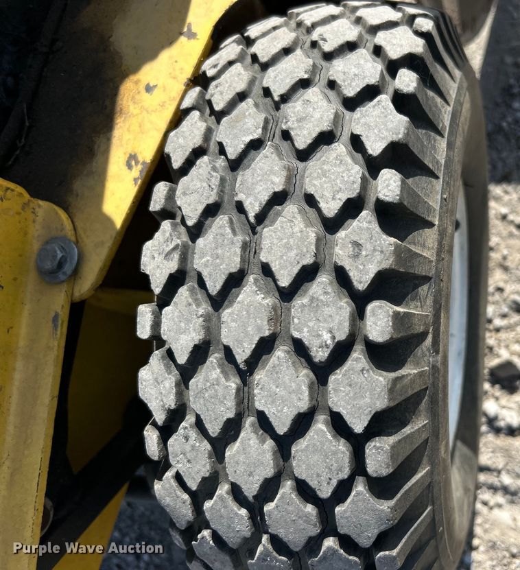 image for item DO6643 Ground Hog T4 trencher