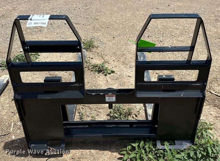 image for item DO7154 2022 Woods 6600 skid steer forks