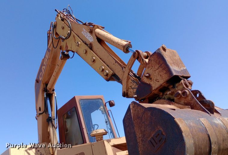 image for item DP1266 1985 Case 1085B wheeled excavator