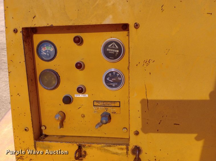 image for item DP1266 1985 Case 1085B wheeled excavator